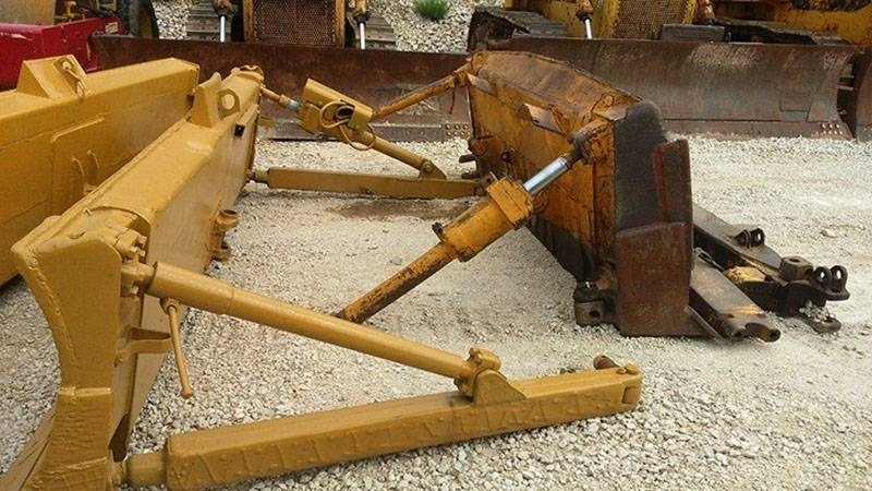 CAT D7E, D7F, D7G - Pisau untuk Peralatan konstruksi: gambar 4 CAT D7E, D7F, D7G - Pisau untuk Peralatan konstruksi: gambar 4