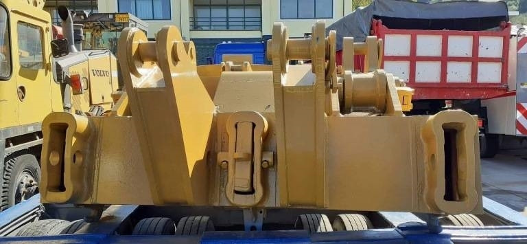 CAT MULTISHANK RIPPER FOR D7G/H - Bulldozer: gambar 2 CAT MULTISHANK RIPPER FOR D7G/H - Bulldozer: gambar 2