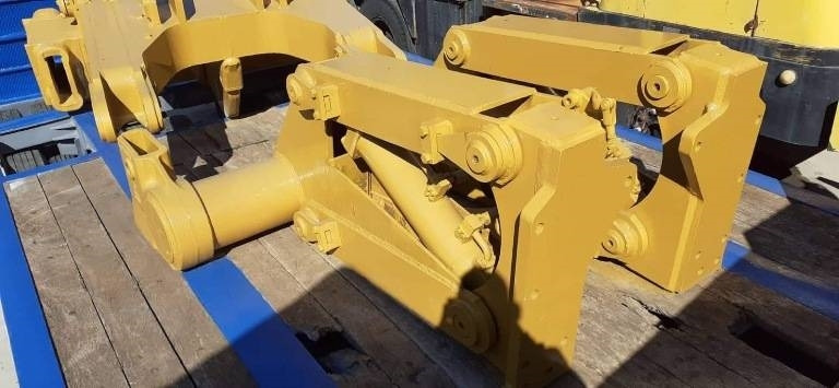 CAT MULTISHANK RIPPER FOR D7G/H - Bulldozer: gambar 3 CAT MULTISHANK RIPPER FOR D7G/H - Bulldozer: gambar 3