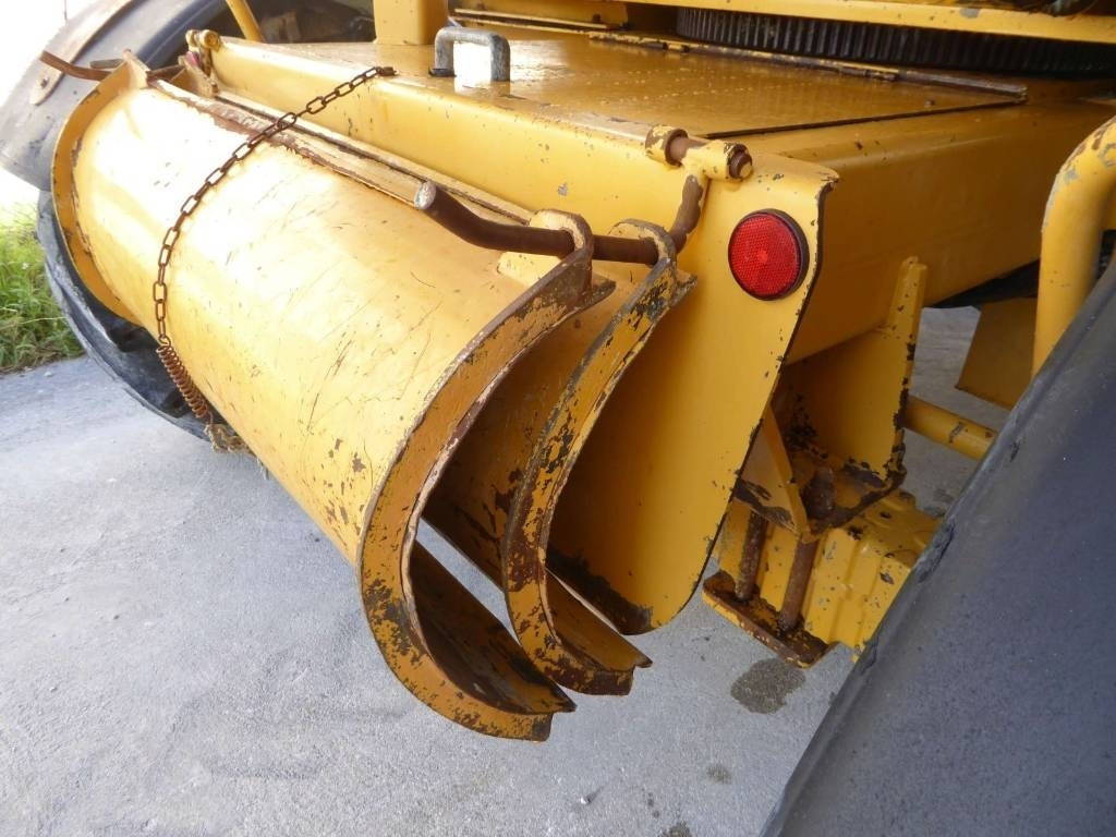 Fiori DB 400 S - Truk pengaduk beton: gambar 3 Fiori DB 400 S - Truk pengaduk beton: gambar 3