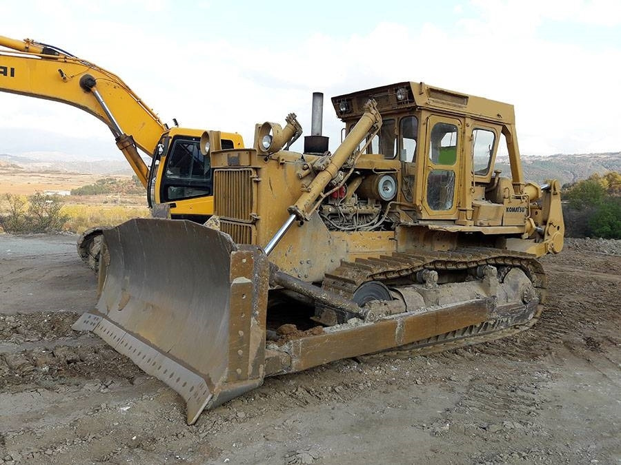 Komatsu D 155 A-1  - Bulldozer: gambar 1 Komatsu D 155 A-1  - Bulldozer: gambar 1