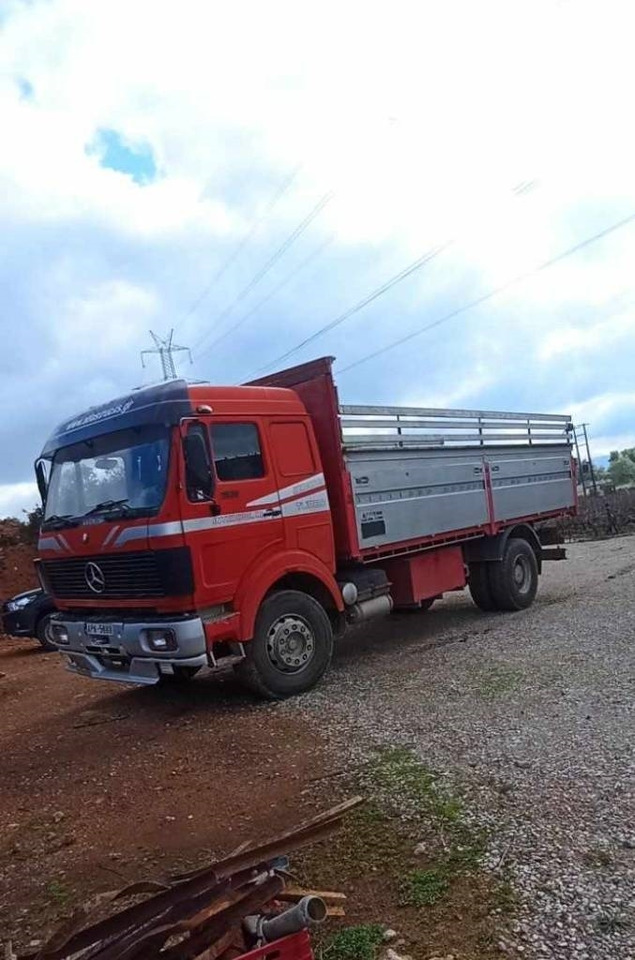Mercedes-Benz 1638 - Truk flatbed: gambar 1 Mercedes-Benz 1638 - Truk flatbed: gambar 1