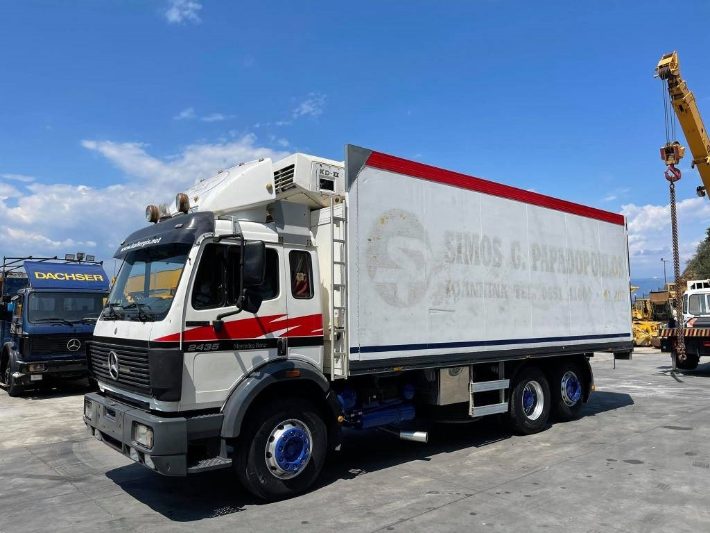 Mercedes-Benz 2435L - Truk berpendingin: gambar 4 Mercedes-Benz 2435L - Truk berpendingin: gambar 4