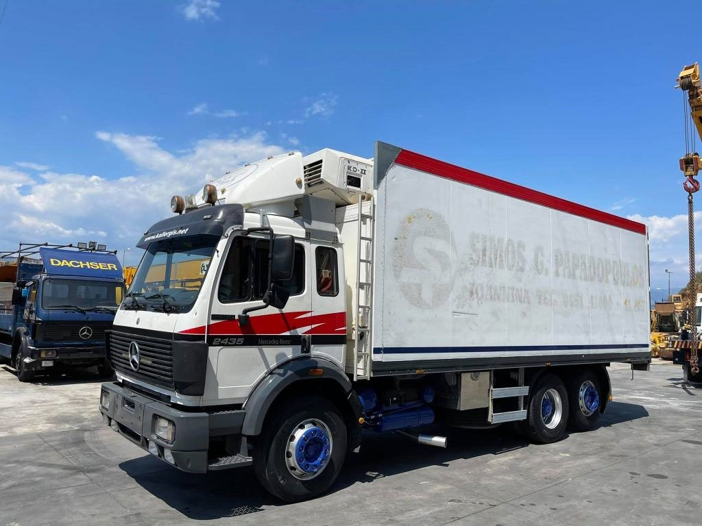 Mercedes-Benz 2435L - Truk berpendingin: gambar 3 Mercedes-Benz 2435L - Truk berpendingin: gambar 3
