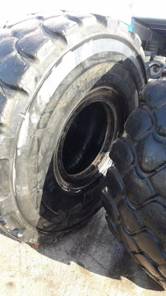Ban Michelin 29,5R25 X-SUPER TERRAIN /AD: gambar 15