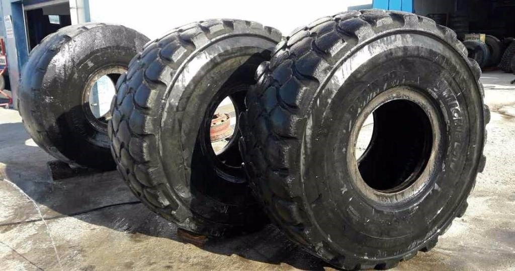 Ban Michelin 29,5R25 X-SUPER TERRAIN /AD: gambar 18