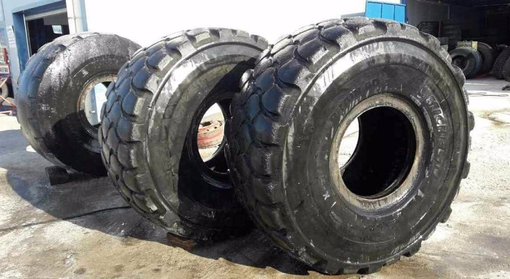 Ban Michelin 29,5R25 X-SUPER TERRAIN /AD: gambar 17
