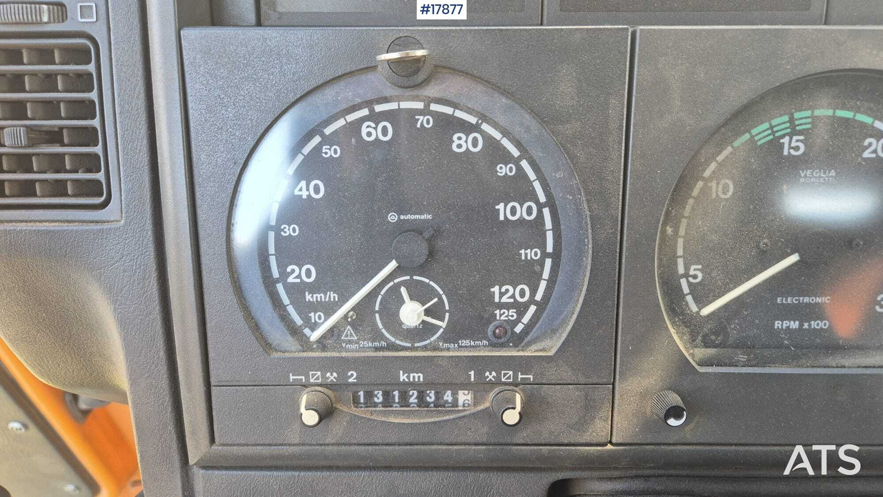 Truk jungkit 2000 Iveco Trakker  260 EH: gambar 18