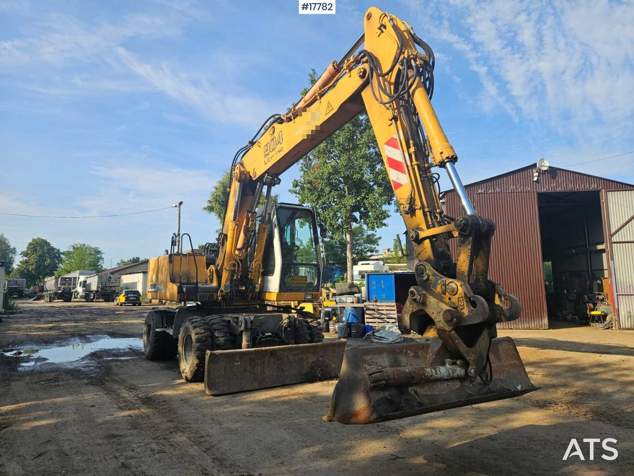 2002 Liebherr  A 904 - Ekskavator roda: gambar 1 2002 Liebherr  A 904 - Ekskavator roda: gambar 1