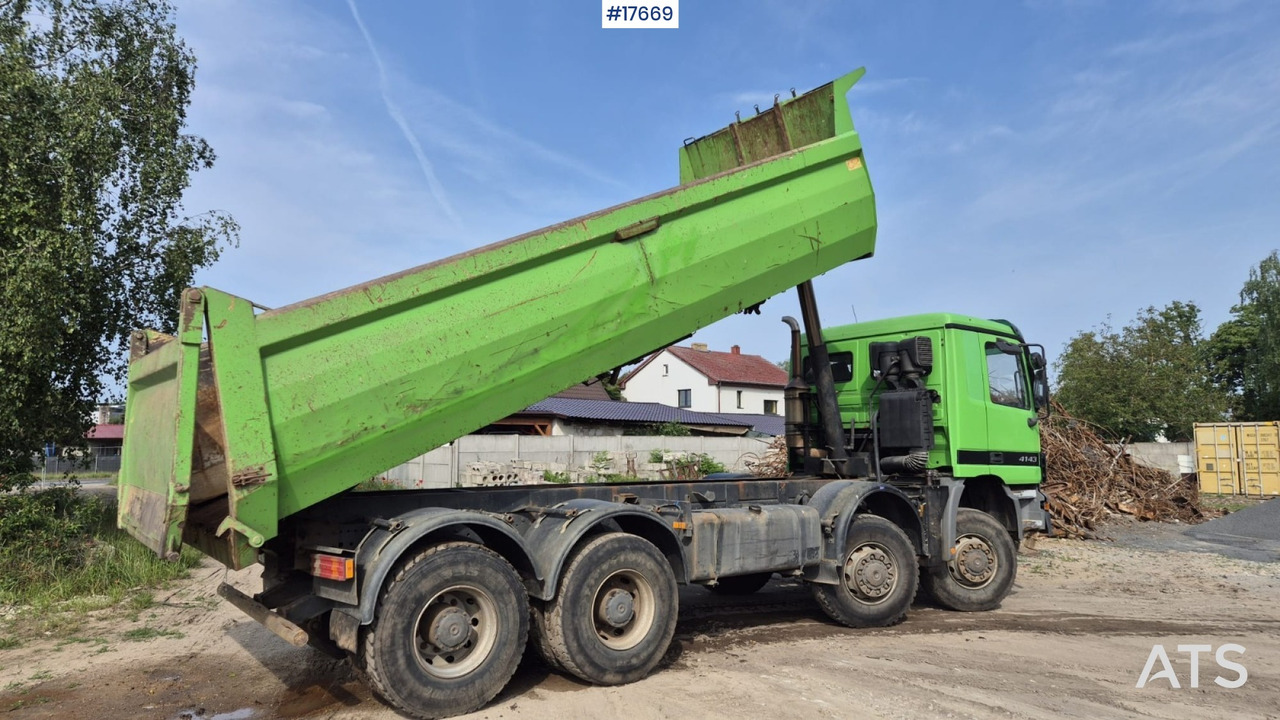 2002 Mercedes-Benz Actros 4143 8x8 - Truk jungkit: gambar 5 2002 Mercedes-Benz Actros 4143 8x8 - Truk jungkit: gambar 5