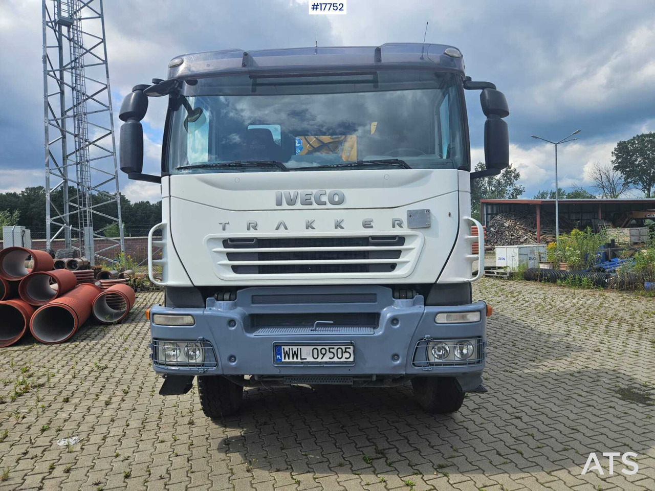 2007 Iveco Trakker +EFFER 210 3s - Truk derek, Truk jungkit: gambar 3 2007 Iveco Trakker +EFFER 210 3s - Truk derek, Truk jungkit: gambar 3