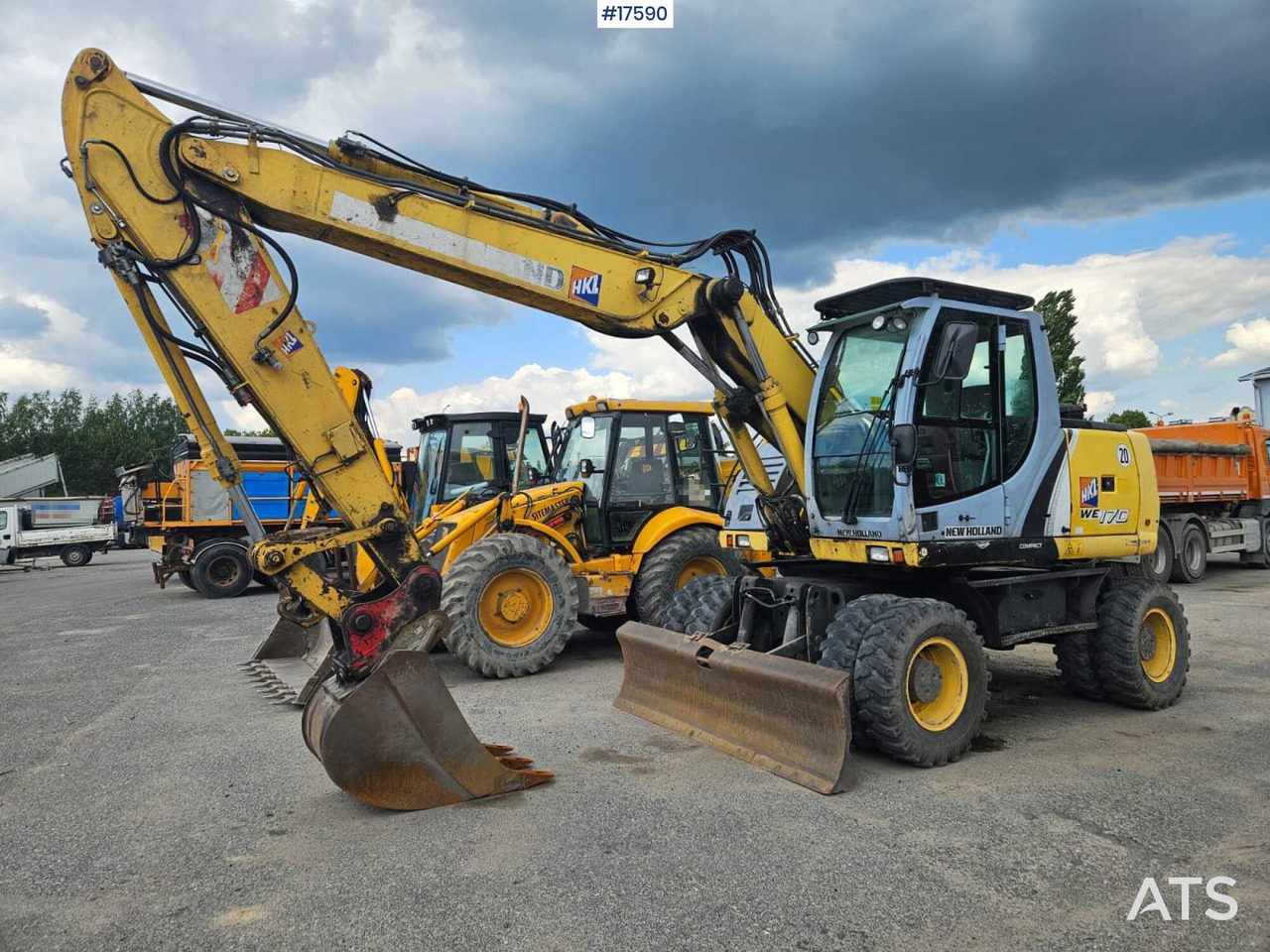 2010, New Holland WL 170C - Ekskavator roda: gambar 1 2010, New Holland WL 170C - Ekskavator roda: gambar 1