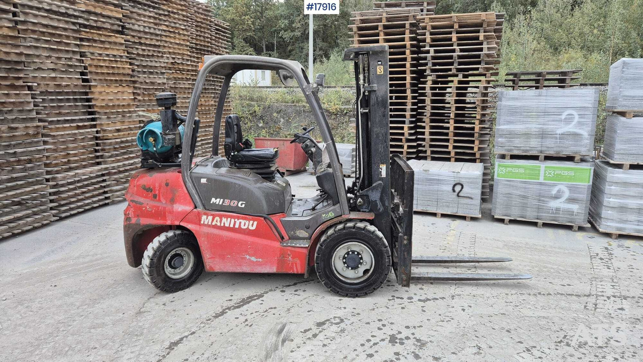 2015 Manitou MI 30 G - Forklift LPG: gambar 2 2015 Manitou MI 30 G - Forklift LPG: gambar 2
