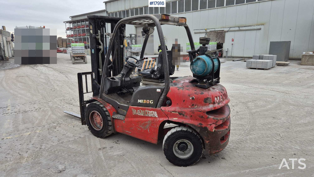 2015 Manitou MI 30 G - Forklift LPG: gambar 4 2015 Manitou MI 30 G - Forklift LPG: gambar 4