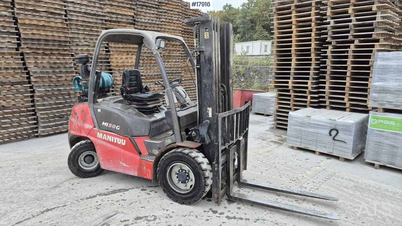 2015 Manitou MI 30 G - Forklift LPG: gambar 5 2015 Manitou MI 30 G - Forklift LPG: gambar 5