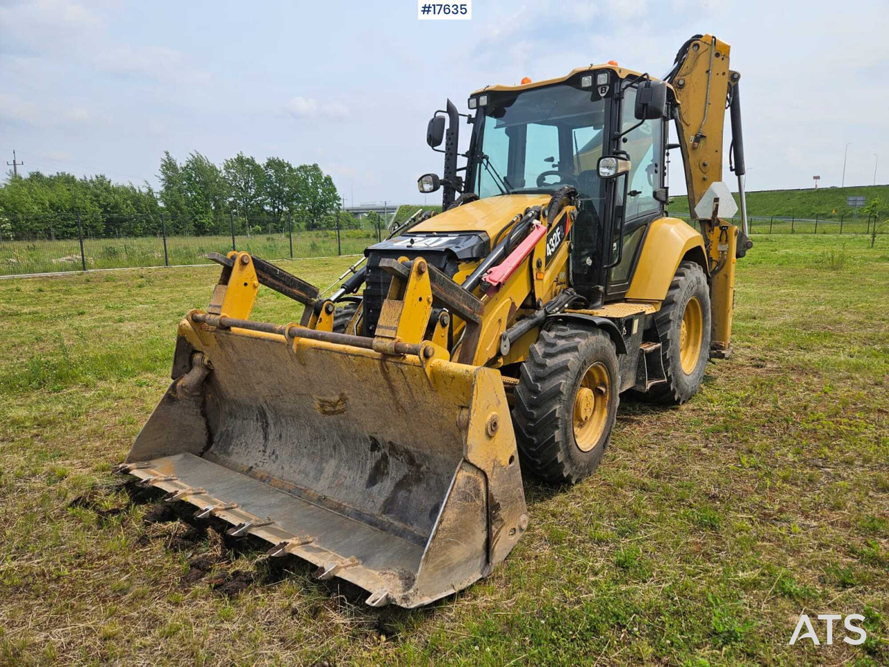 2016 Caterpillar 432F - Backhoe loader: gambar 1 2016 Caterpillar 432F - Backhoe loader: gambar 1