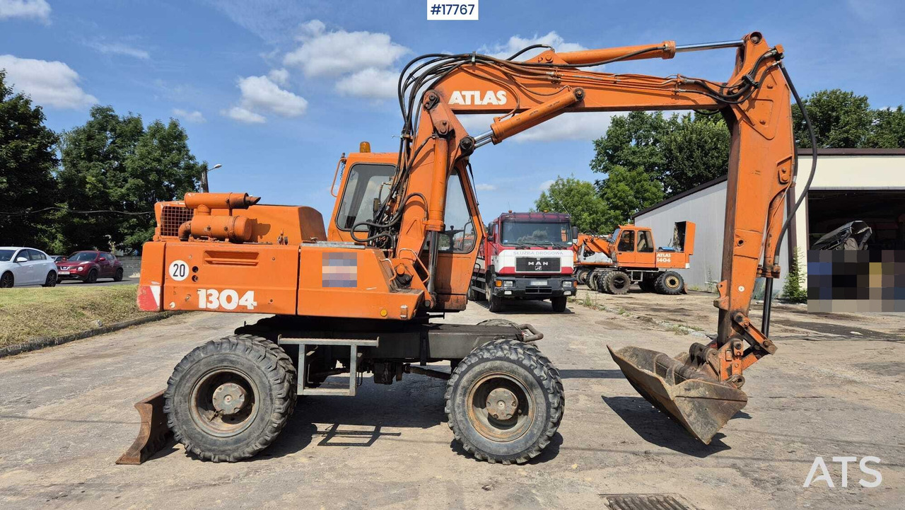 ATLAS 1304 wheeled excavator (1993) - Ekskavator roda: gambar 3 ATLAS 1304 wheeled excavator (1993) - Ekskavator roda: gambar 3