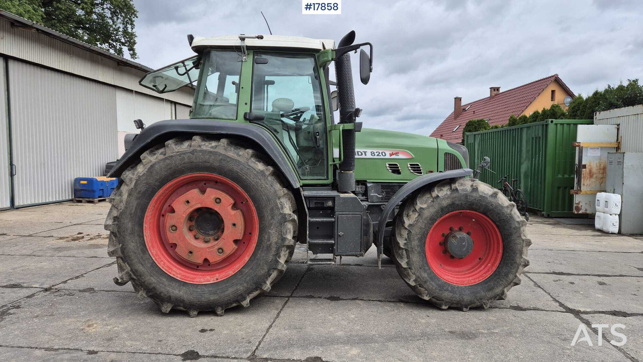FENDT 820 VARIO TMS agricultural tractor (2011) - Traktor: gambar 5 FENDT 820 VARIO TMS agricultural tractor (2011) - Traktor: gambar 5