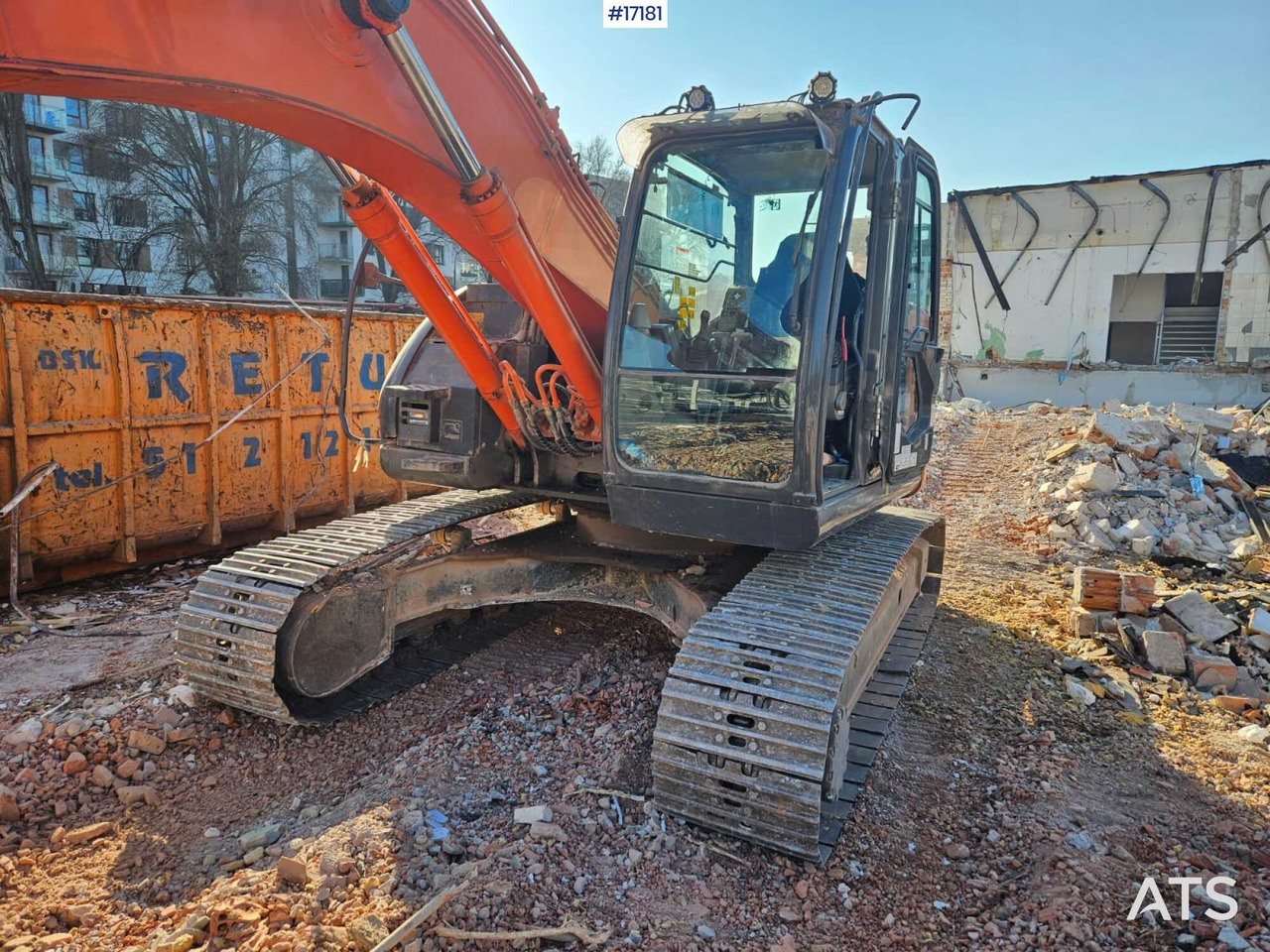 Hydraulic excavator Hitachi ZX225 LC (2013) - Ekskavator perayap: gambar 2 Hydraulic excavator Hitachi ZX225 LC (2013) - Ekskavator perayap: gambar 2