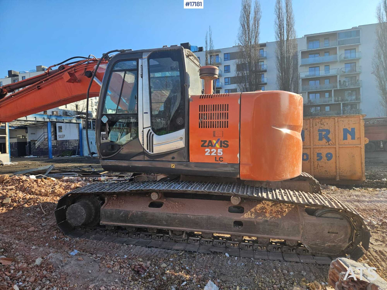 Hydraulic excavator Hitachi ZX225 LC (2013) - Ekskavator perayap: gambar 1 Hydraulic excavator Hitachi ZX225 LC (2013) - Ekskavator perayap: gambar 1