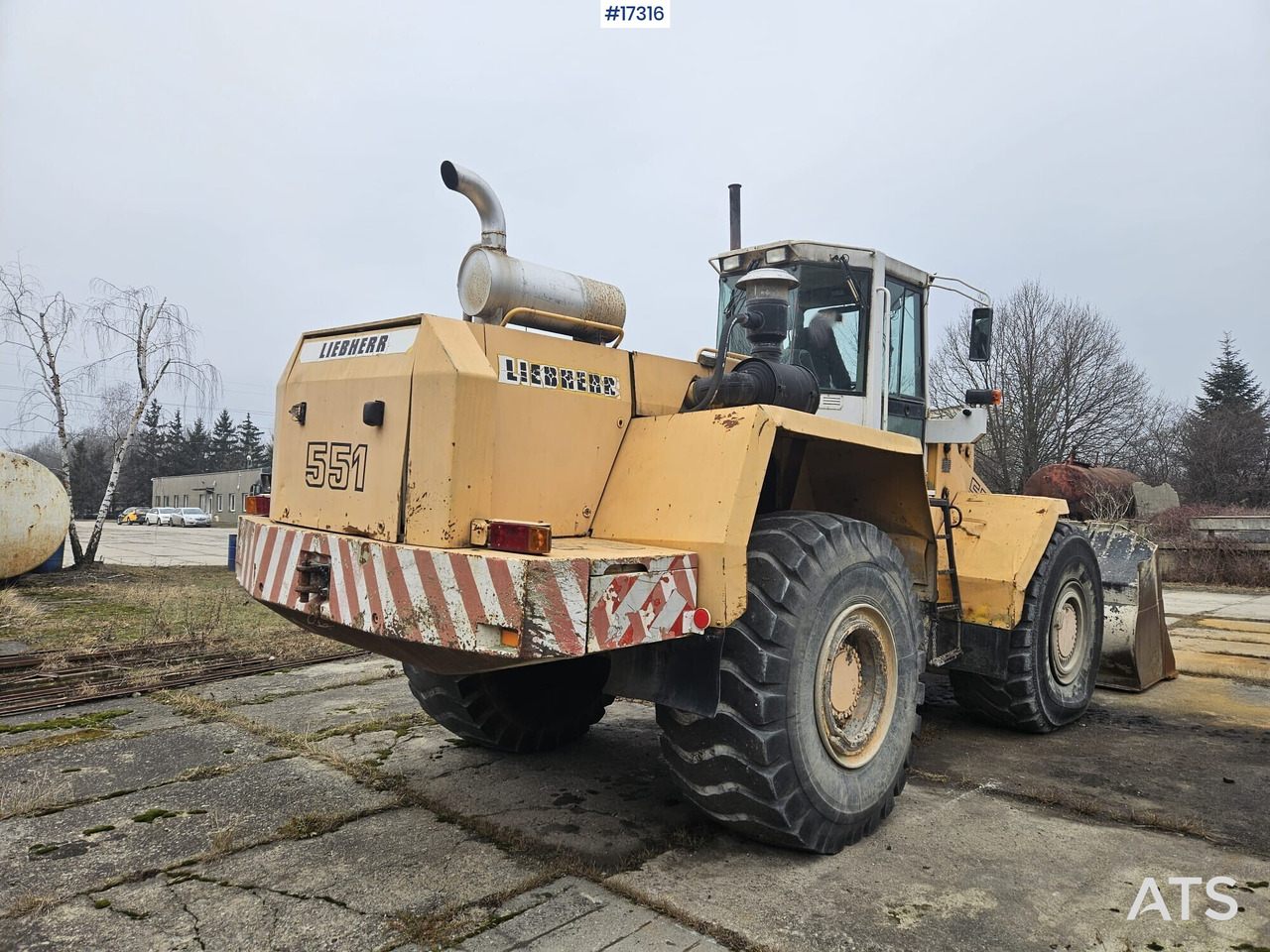 Wheel loader LIEBHERR L551 wheel loader (1995): gambar 6