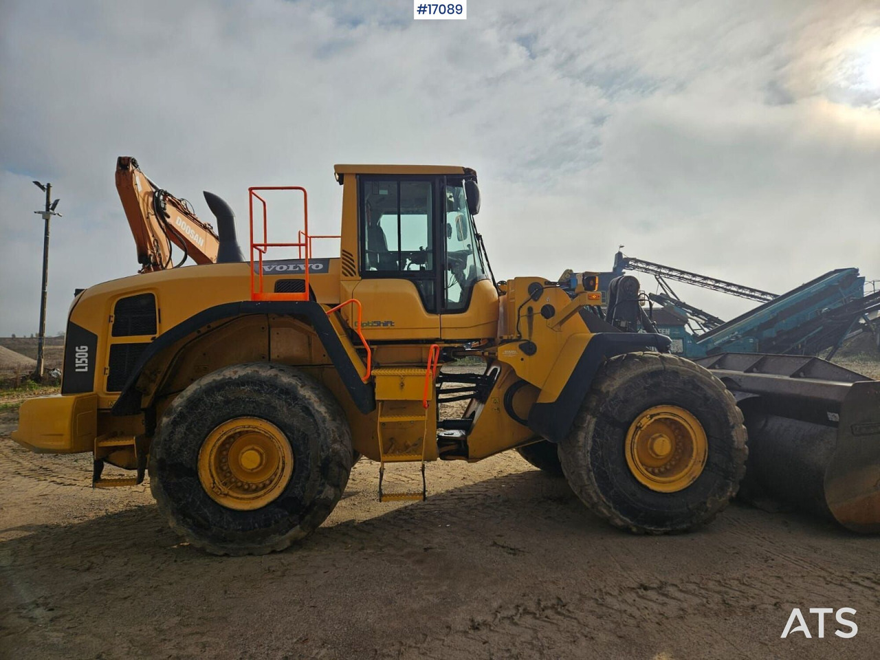 Ładowarka kołowa VOLVO L150G (2012) - Wheel loader: gambar 5 Ładowarka kołowa VOLVO L150G (2012) - Wheel loader: gambar 5