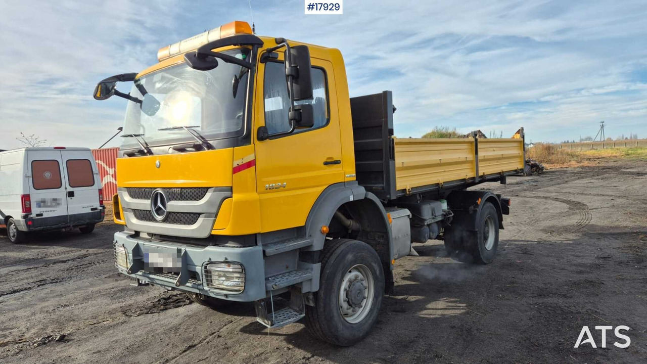 Mercedes-Benz 1824 4x4 dump truck (2005) - Truk jungkit: gambar 5 Mercedes-Benz 1824 4x4 dump truck (2005) - Truk jungkit: gambar 5