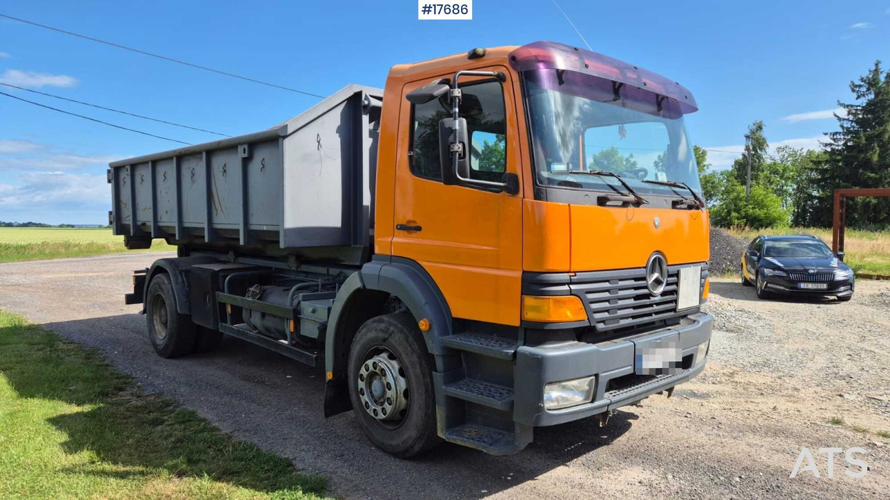 Mercedes-Benz 1828 hooklift (1999) two containers - Hook lift: gambar 3 Mercedes-Benz 1828 hooklift (1999) two containers - Hook lift: gambar 3