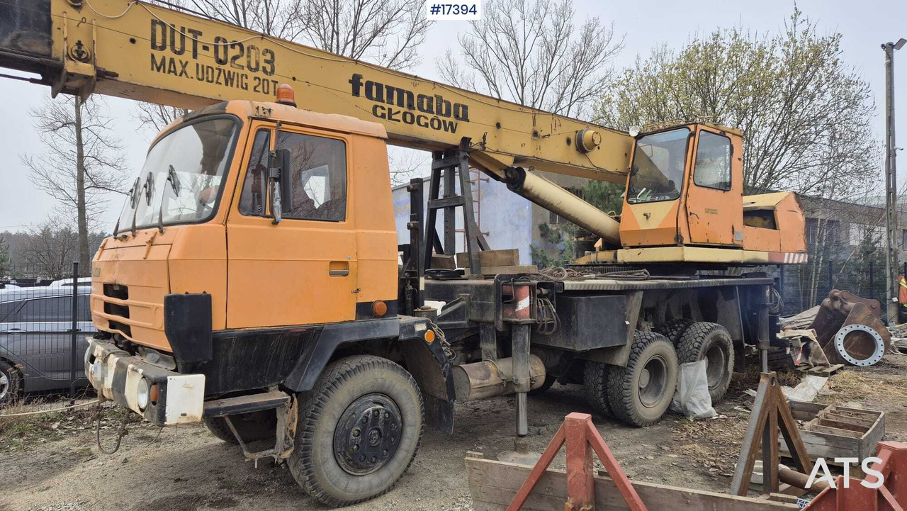 Mobile crane TATRA 815 DUT0203 (1990) - Derek bergerak: gambar 1 Mobile crane TATRA 815 DUT0203 (1990) - Derek bergerak: gambar 1