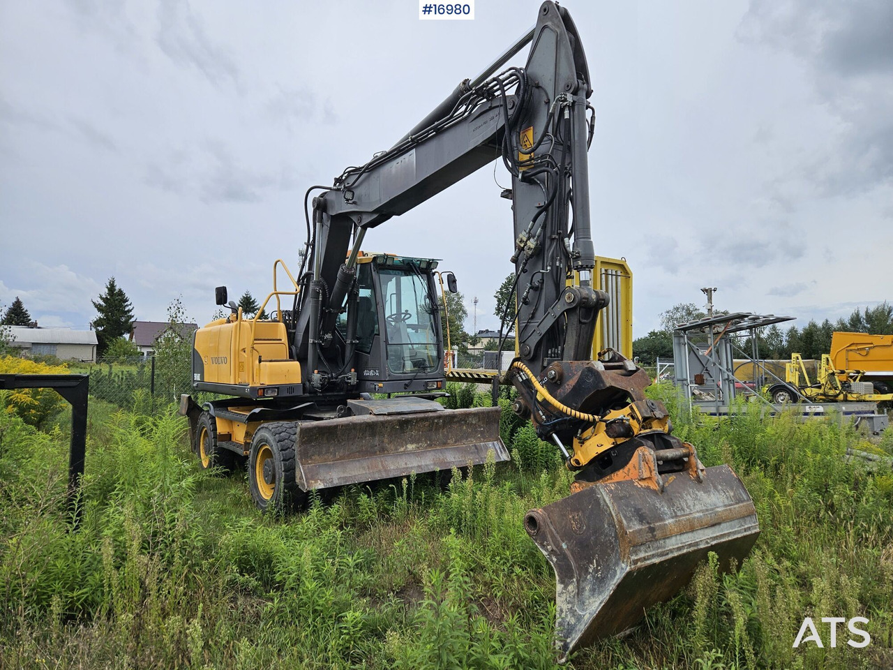 2010 Volvo EW160C z rototilt i łyżką w zestawie - Peralatan lainnya: gambar 1 2010 Volvo EW160C z rototilt i łyżką w zestawie - Peralatan lainnya: gambar 1
