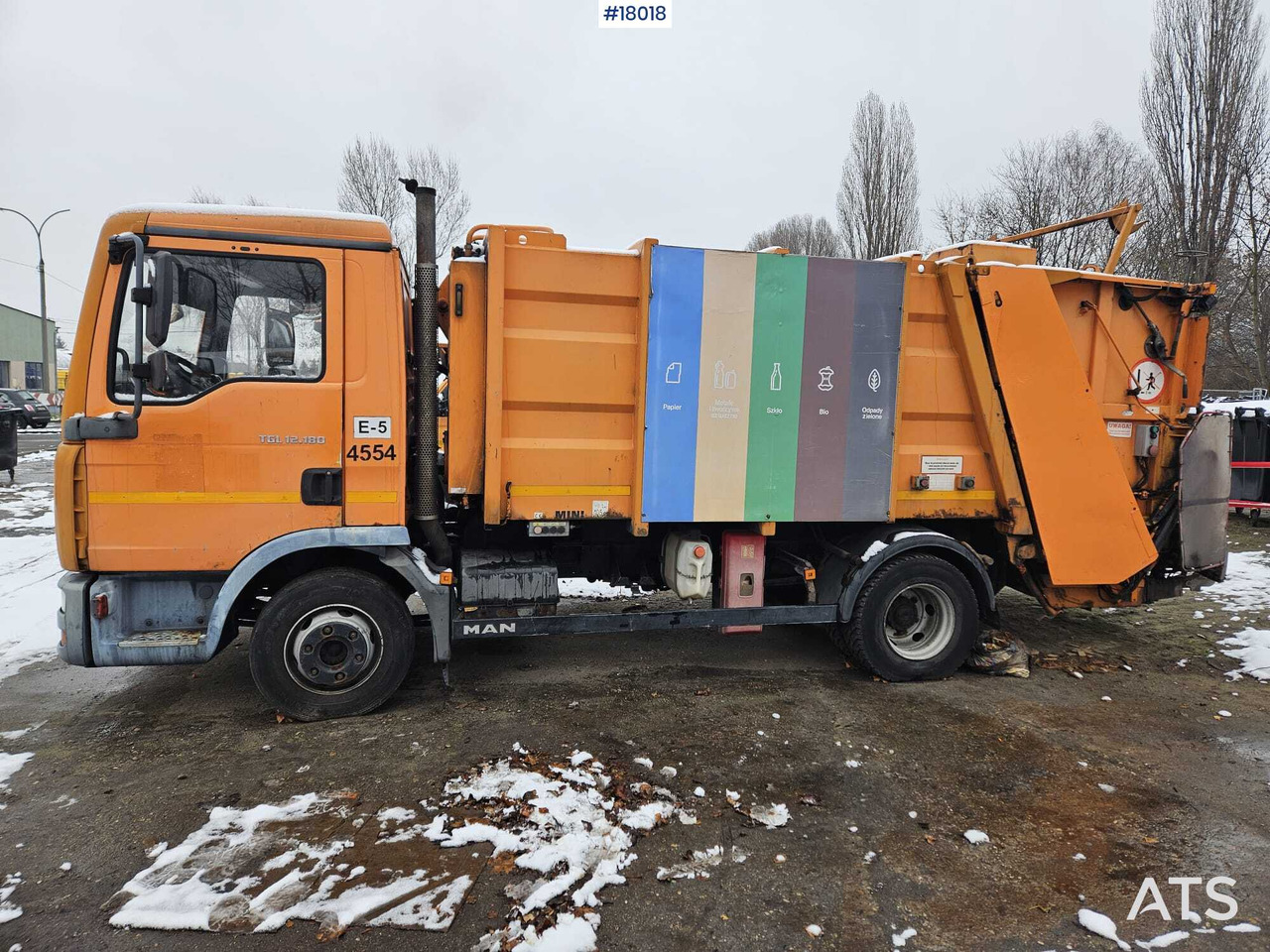 Samochód ciężarowy MAN TGA 12.180 (2007) zabudowa śmieciarki EKOCEL mini - Truk sampah: gambar 4 Samochód ciężarowy MAN TGA 12.180 (2007) zabudowa śmieciarki EKOCEL mini - Truk sampah: gambar 4