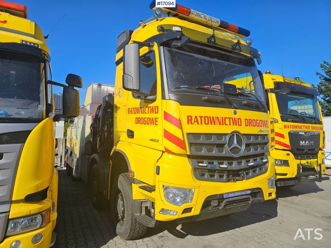 Specjalistyczny pojazd ratunkowy Mercedes Benz Arocs 4853 8x8 (2021) - Mobil derek: gambar 4 Specjalistyczny pojazd ratunkowy Mercedes Benz Arocs 4853 8x8 (2021) - Mobil derek: gambar 4