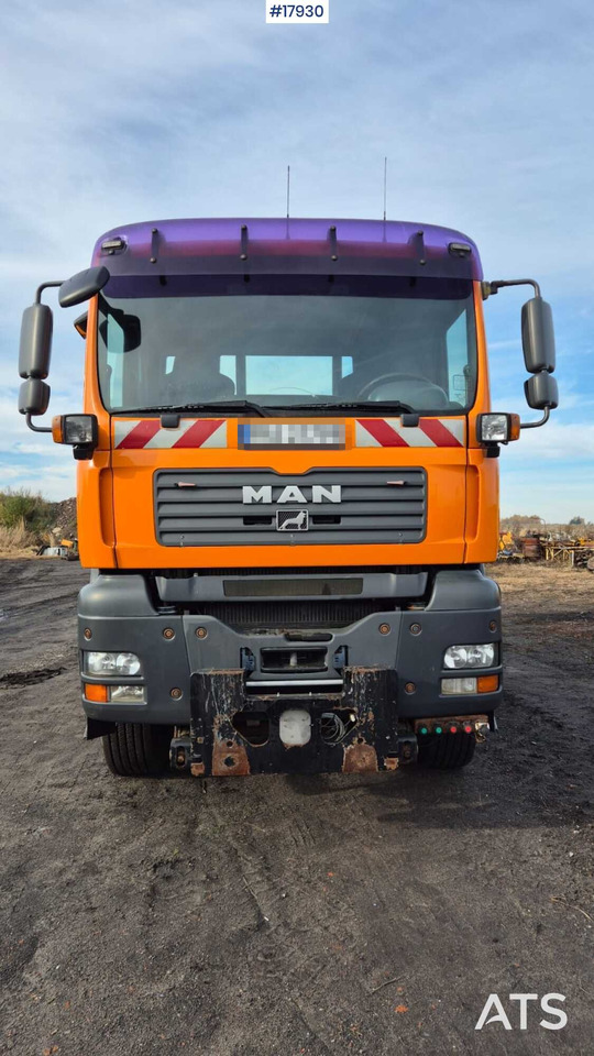 Tipper/sand spreader MAN TGA 18.320 (2007) - Truk jungkit: gambar 2 Tipper/sand spreader MAN TGA 18.320 (2007) - Truk jungkit: gambar 2