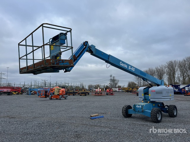 2006 Genie S-45 4WD Diesel Telescopic Boom Lift - Boom teleskopik: gambar 4 2006 Genie S-45 4WD Diesel Telescopic Boom Lift - Boom teleskopik: gambar 4