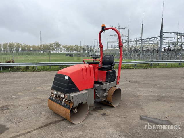 2011 Ammann AV20-2 Dubbele trommelwals - Roller jalan: gambar 1 2011 Ammann AV20-2 Dubbele trommelwals - Roller jalan: gambar 1