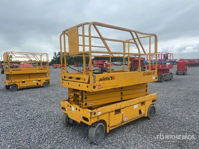 2012 Haulotte Compact 10 Electric Scissor Lift - Scissor lifts: gambar 2 2012 Haulotte Compact 10 Electric Scissor Lift - Scissor lifts: gambar 2