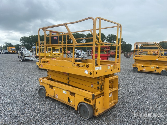 2012 Haulotte Compact 10 Electric Scissor Lift - Scissor lifts: gambar 3 2012 Haulotte Compact 10 Electric Scissor Lift - Scissor lifts: gambar 3