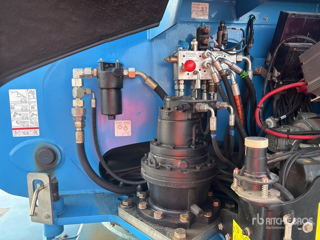 2013 Manitou 280TJ 4WD Diesel Articulating Boom Lift - Boom artikulasi: gambar 5 2013 Manitou 280TJ 4WD Diesel Articulating Boom Lift - Boom artikulasi: gambar 5