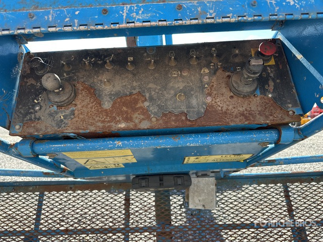 2014 Genie S-45 4WD Diesel (Inoperable) Telescopic Boom Lift - Boom teleskopik: gambar 5 2014 Genie S-45 4WD Diesel (Inoperable) Telescopic Boom Lift - Boom teleskopik: gambar 5