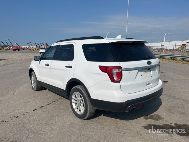 2015 Ford Explorer 4WD SUV - Mobil SUV: gambar 2 2015 Ford Explorer 4WD SUV - Mobil SUV: gambar 2