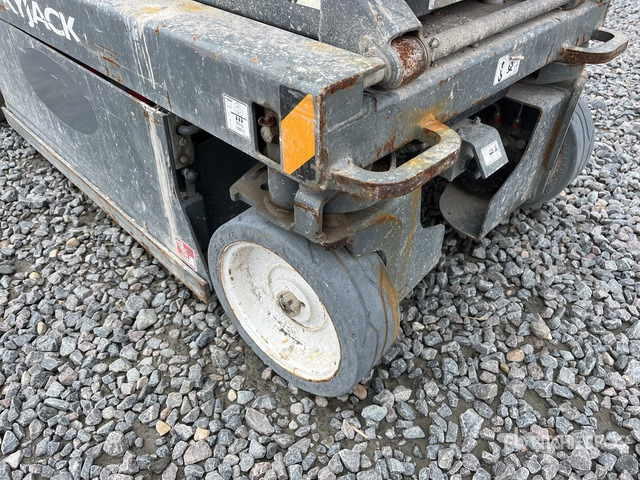 Scissor lifts 2019 Skyjack SJIII-3219 Electric (Inoperable) Scissor Lift: gambar 6