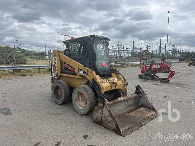 CAT 246B - Skid steer: gambar 4 CAT 246B - Skid steer: gambar 4