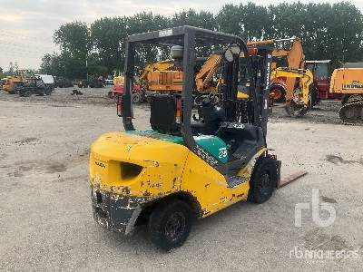 KOMATSU FT25T-16 2350 kg (Inoperable) - Forklift: gambar 3 KOMATSU FT25T-16 2350 kg (Inoperable) - Forklift: gambar 3