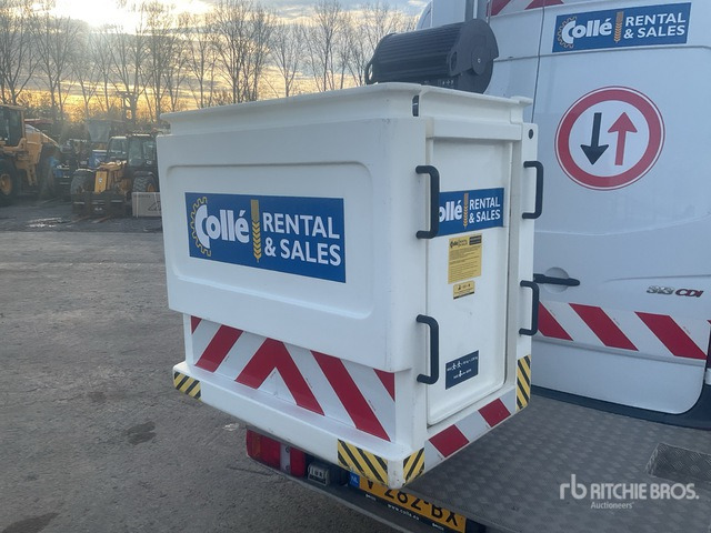 Mercedes-Benz mobiele kraan - Platform udara yang dipasang di truk: gambar 5 Mercedes-Benz mobiele kraan - Platform udara yang dipasang di truk: gambar 5