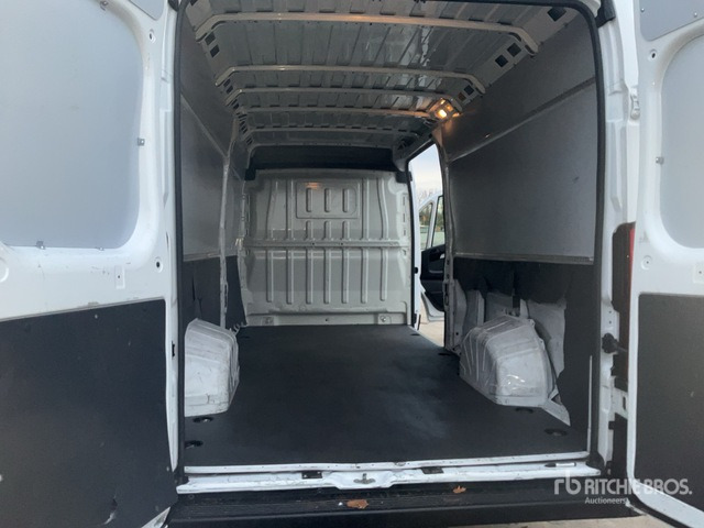 2022 Opel Movano Cargo Van - Van pengiriman: gambar 5 2022 Opel Movano Cargo Van - Van pengiriman: gambar 5