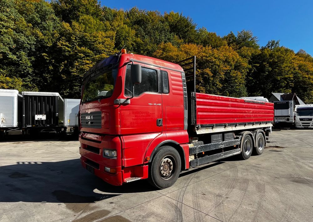 MAN TGA 26.480 // Wywrotka 3 stronna // 2004 Rok // 6x4 // Kiper Schwarzmuller // - Truk jungkit: gambar 2 MAN TGA 26.480 // Wywrotka 3 stronna // 2004 Rok // 6x4 // Kiper Schwarzmuller // - Truk jungkit: gambar 2
