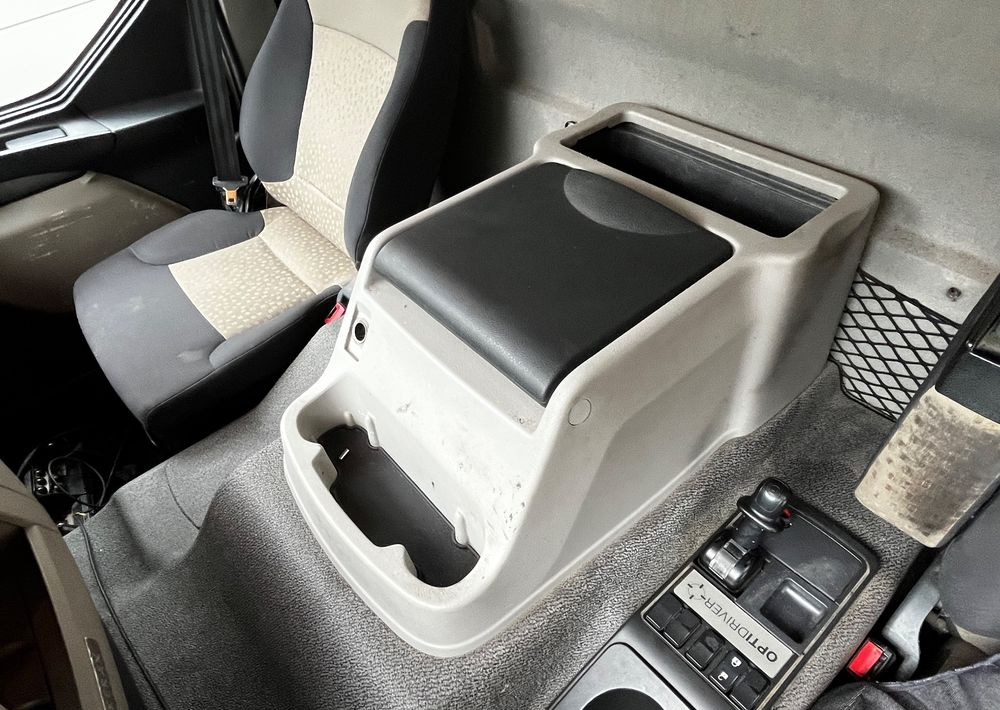 Renault Kerax 380 EEV // Skrzynia Burtowa // HIAB XS166 Hipro + Radio // Zwolnice //  // - Truk flatbed, Truk derek: gambar 3 Renault Kerax 380 EEV // Skrzynia Burtowa // HIAB XS166 Hipro + Radio // Zwolnice //  // - Truk flatbed, Truk derek: gambar 3