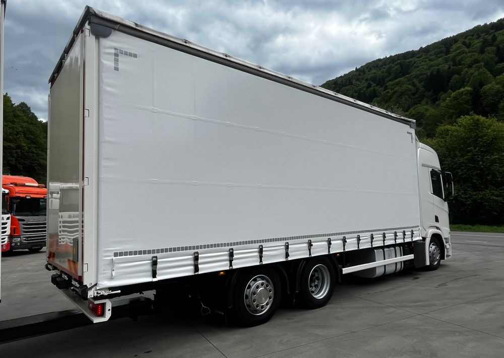Truk dengan terpal samping Scania R410 // 2018 // Retarder //  Tandem 7.7+7.7 // Przyczepa Krone // Oś podnosozna //: gambar 6