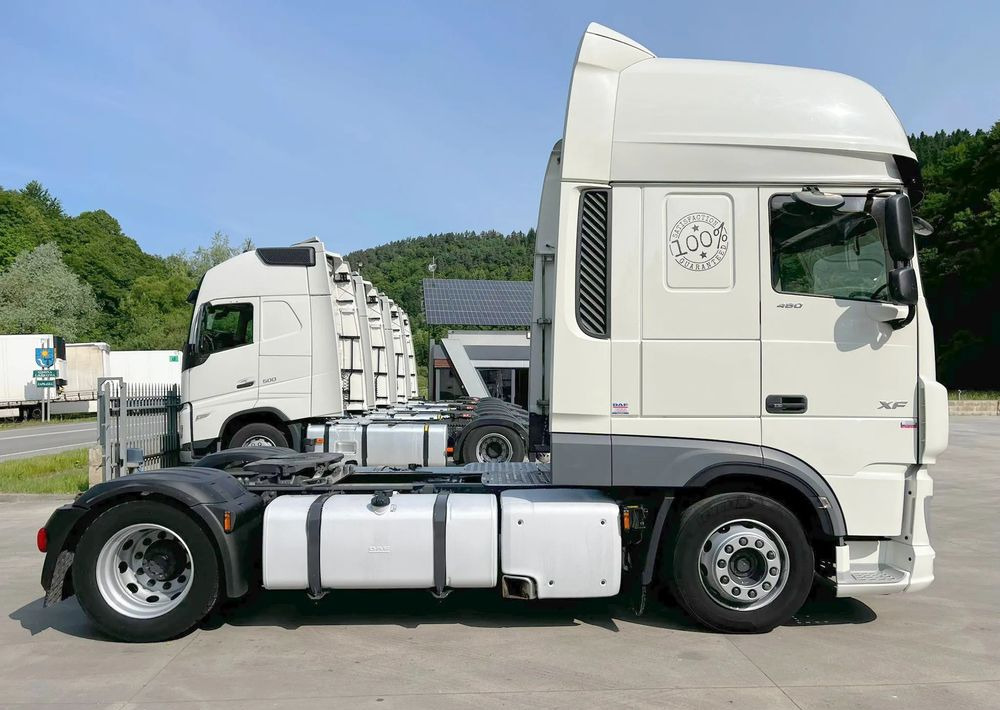 DAF XF 106.480 // Mega // 2019 Rok // SSC // Duże zbiorniki // Radary // Serwis // - Tractor head: gambar 4 DAF XF 106.480 // Mega // 2019 Rok // SSC // Duże zbiorniki // Radary // Serwis // - Tractor head: gambar 4