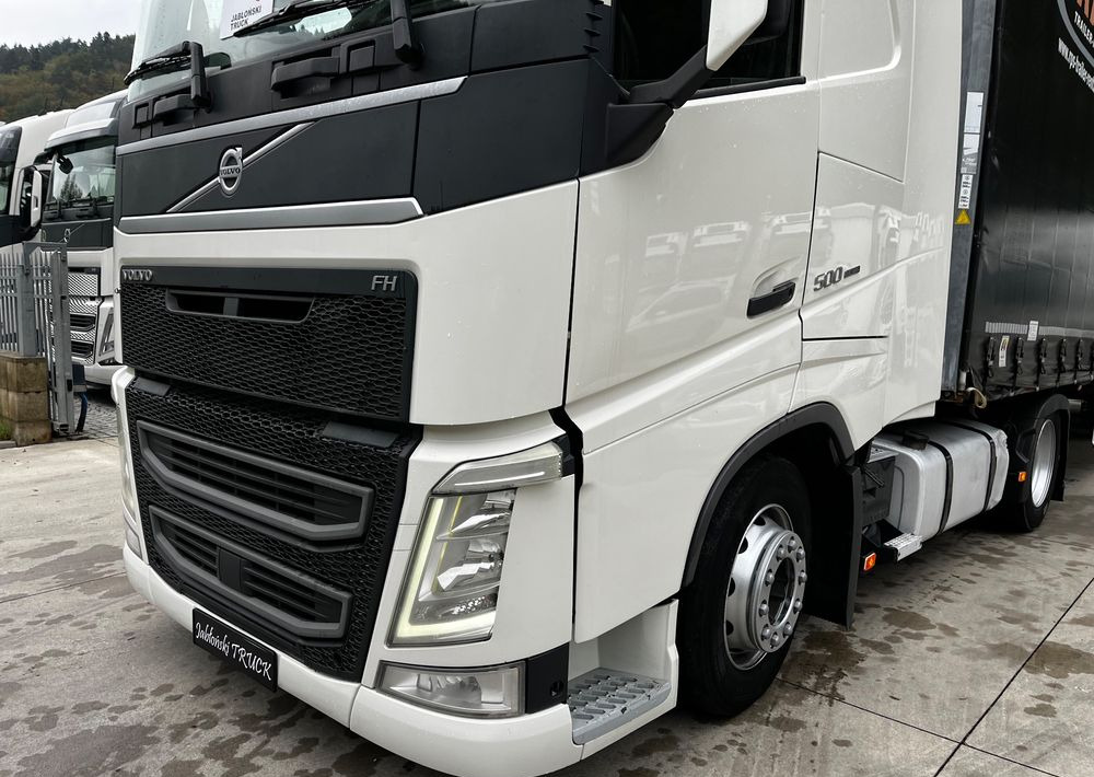 Volvo FH 500 Mega 2016 Rok + Fliegl 2017 // Oś podnoszona // Zestaw ! - Tractor head, Semi-trailer dengan terpal samping: gambar 5 Volvo FH 500 Mega 2016 Rok + Fliegl 2017 // Oś podnoszona // Zestaw ! - Tractor head, Semi-trailer dengan terpal samping: gambar 5